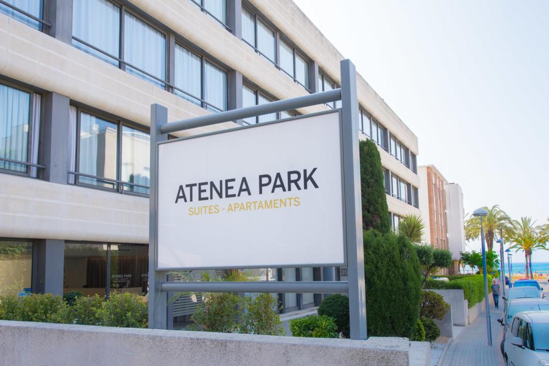 Atenea Park Suites & Apartments Vilanova i la Geltrú Kültér fotó