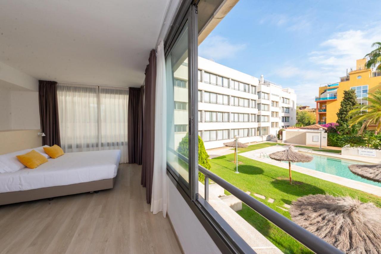Atenea Park Suites & Apartments Vilanova i la Geltrú Kültér fotó