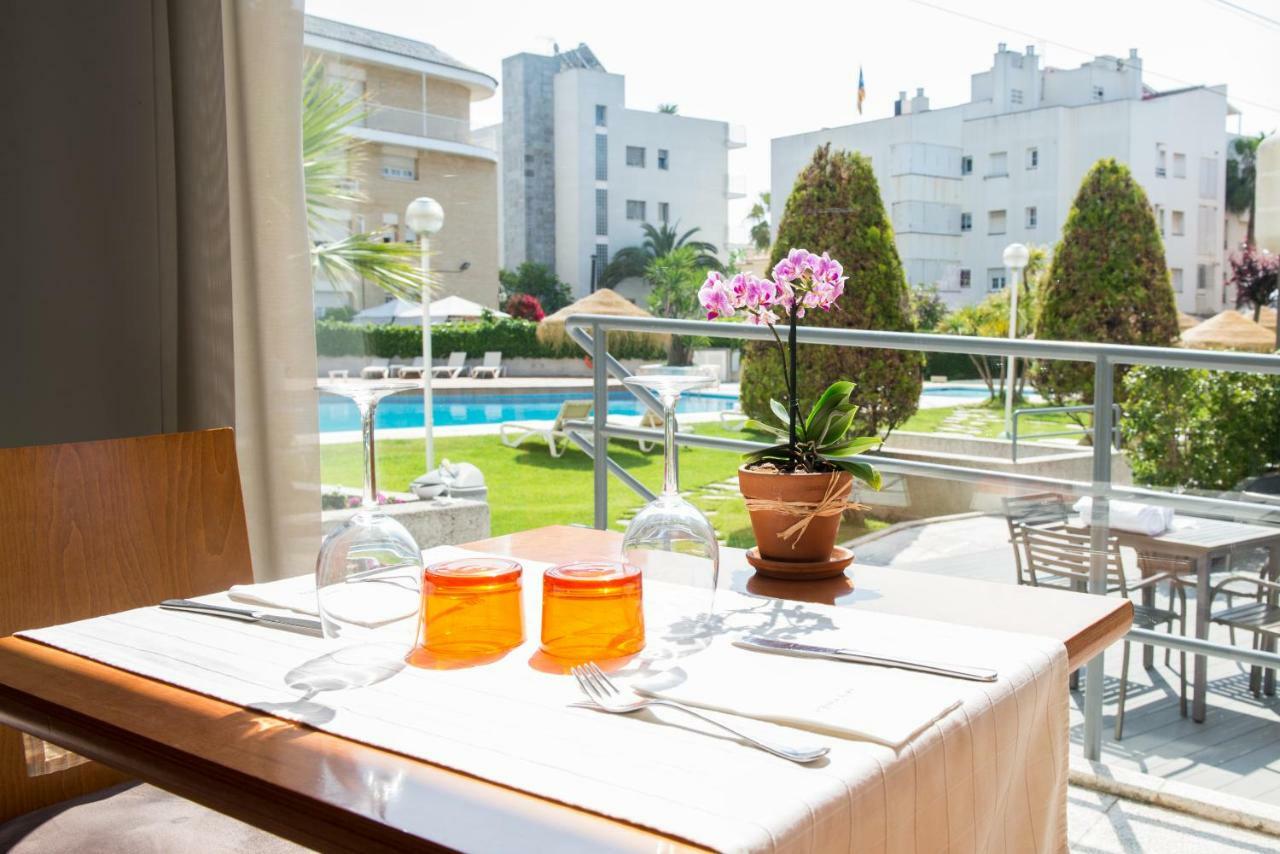 Atenea Park Suites & Apartments Vilanova i la Geltrú Kültér fotó